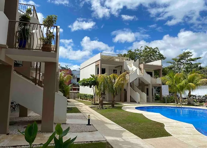 Dream Escapes Ground Unit * Coco